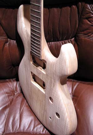 hyperion_neckjoint04