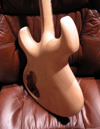 hyperion_neckjoint05