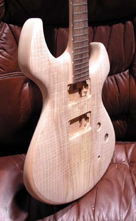 hyperion_neckjoint06